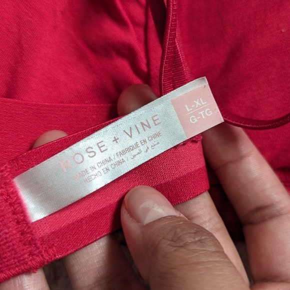 red lace bralette - Picture 2 of 3